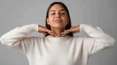 Hoe je een dubbele kin voorkomt: 5 eenvoudige maar effectieve tips van experts