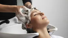 Geheimen van het haarwassen: hoeveel shampoo heb je echt nodig? — Antwoorden van stylisten